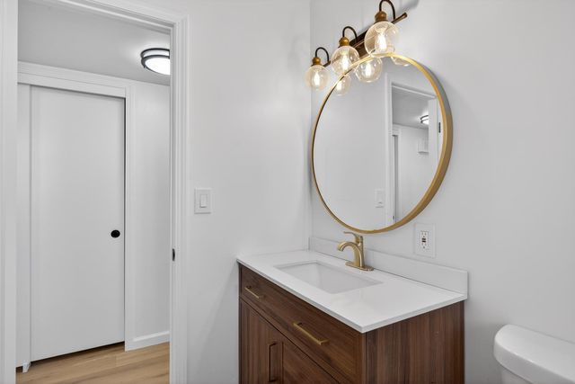 1214 Glenhurst Dr, Lodi, CA 95240