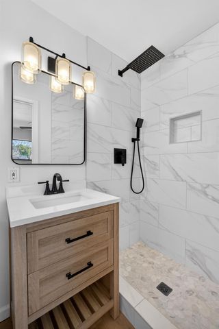 1214 Glenhurst Dr, Lodi, CA 95240