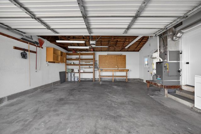 1214 Glenhurst Dr, Lodi, CA 95240