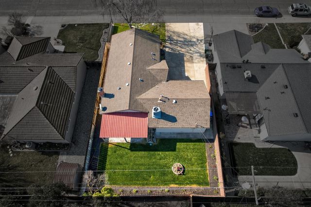 1214 Glenhurst Dr, Lodi, CA 95240