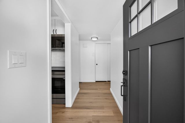 1214 Glenhurst Dr, Lodi, CA 95240