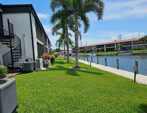 4722 SE 1ST PLACE 5, Cape Coral, FL 33904