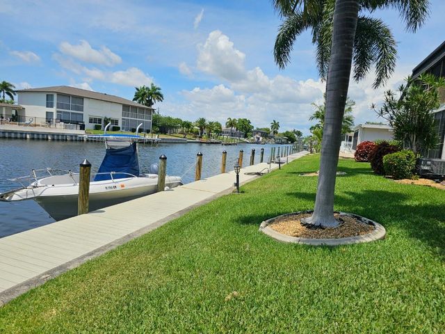 4722 SE 1ST PLACE 5, Cape Coral, FL 33904