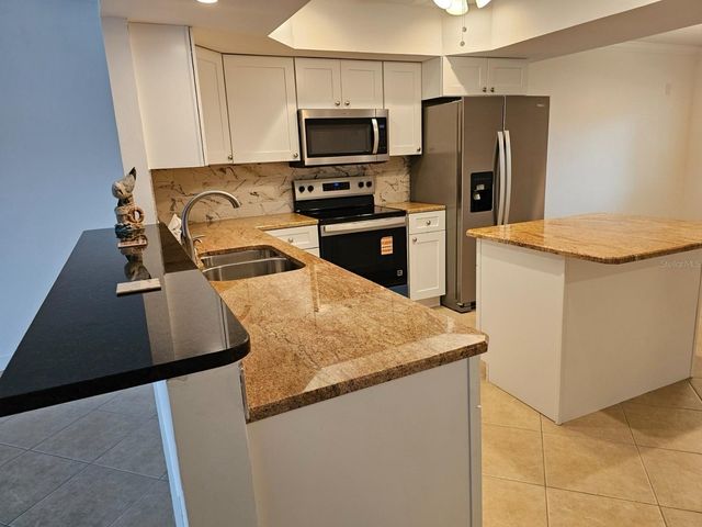 4722 SE 1ST PLACE 5, Cape Coral, FL 33904