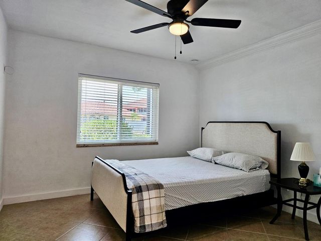 4722 SE 1ST PLACE 5, Cape Coral, FL 33904