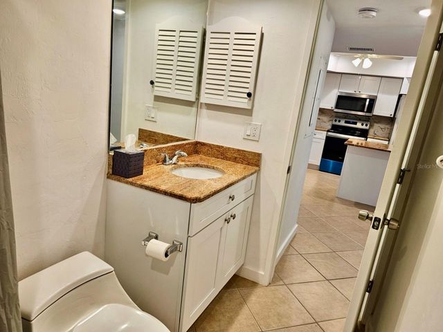 4722 SE 1ST PLACE 5, Cape Coral, FL 33904