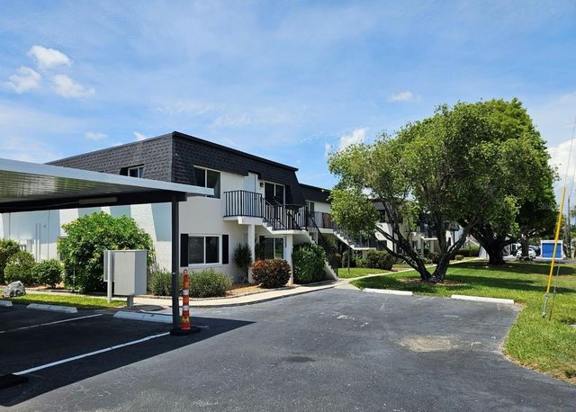 4722 SE 1ST PLACE 5, Cape Coral, FL 33904