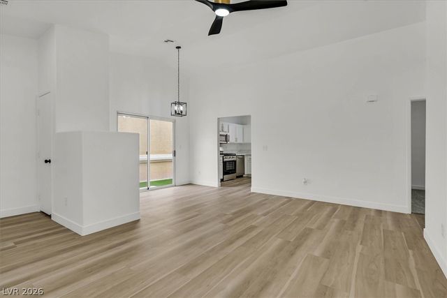 1480 Summer Glow Avenue, Henderson, NV 89012