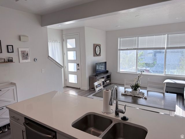 15464 S MIDNIGHT WAY, Bluffdale, UT 84065