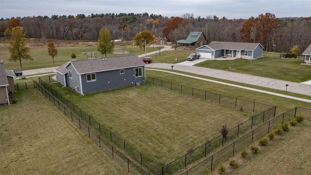 1545 WEBSTER WAY, Waupaca, WI 54981