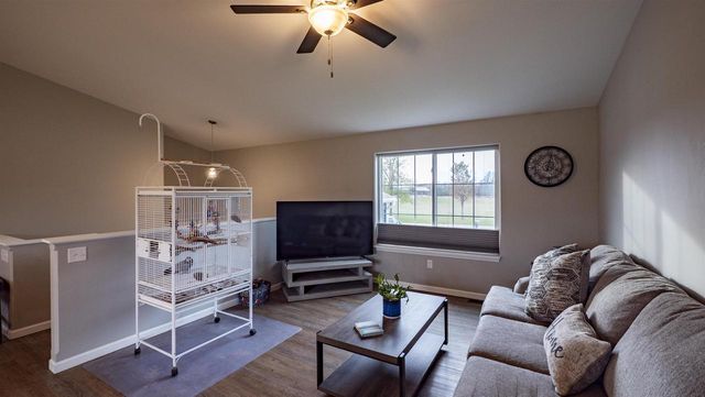 1545 WEBSTER WAY, Waupaca, WI 54981