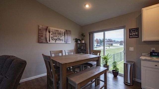 1545 WEBSTER WAY, Waupaca, WI 54981