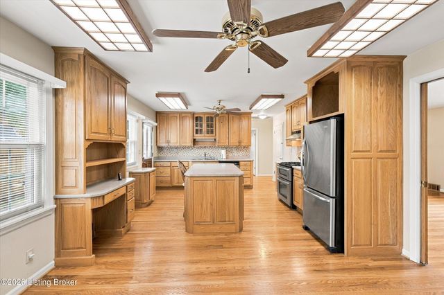 8110 Old Gate Rd, Louisville, KY 40241