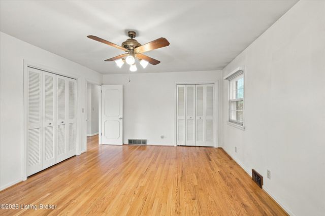 8110 Old Gate Rd, Louisville, KY 40241