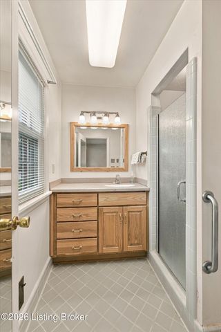 8110 Old Gate Rd, Louisville, KY 40241
