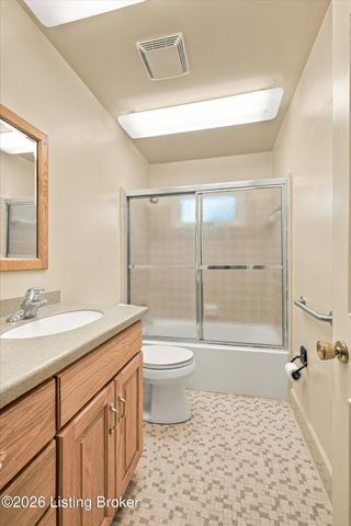 8110 Old Gate Rd, Louisville, KY 40241
