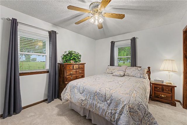 9858 State Line Road, Maysville, AR 72747