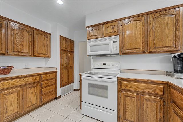 9858 State Line Road, Maysville, AR 72747