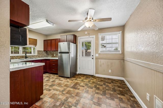 6608 GRANVILLE Place, Jacksonville, FL 32205