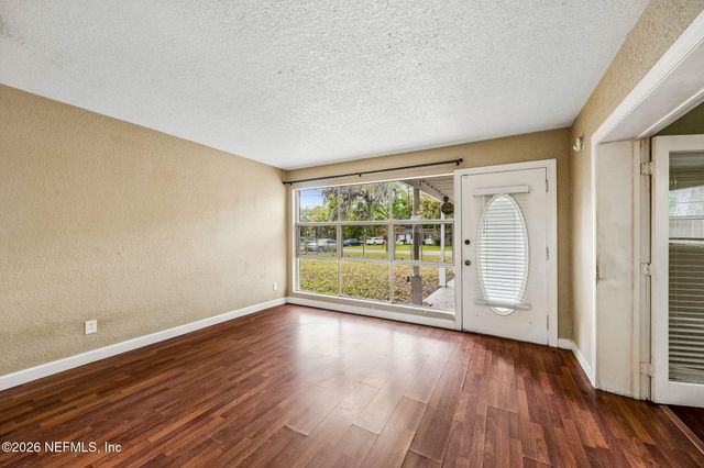 6608 GRANVILLE Place, Jacksonville, FL 32205