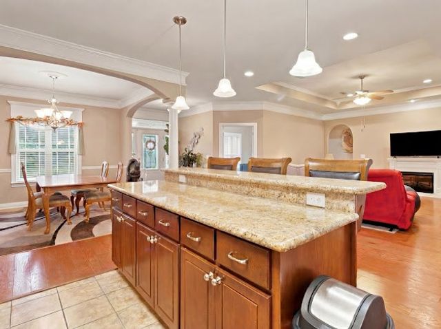 207 Glen Oaks Drive, Dothan, AL 36301