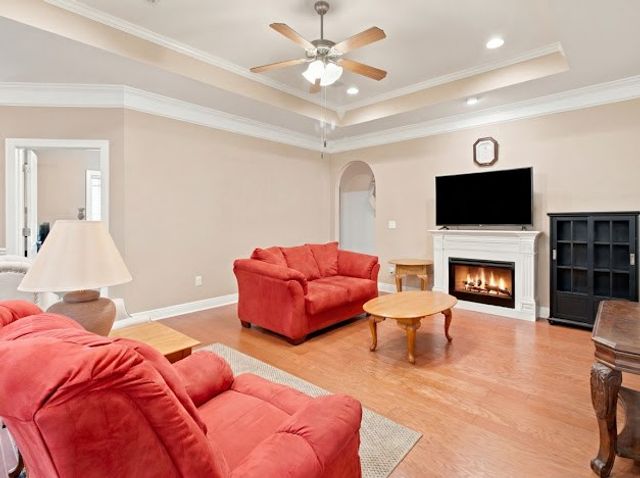 207 Glen Oaks Drive, Dothan, AL 36301