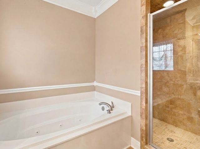 207 Glen Oaks Drive, Dothan, AL 36301