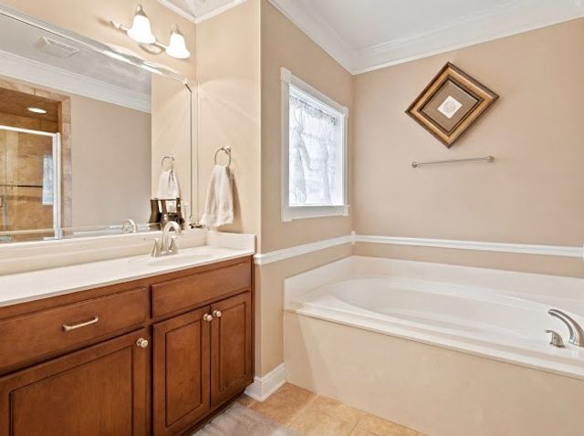 207 Glen Oaks Drive, Dothan, AL 36301