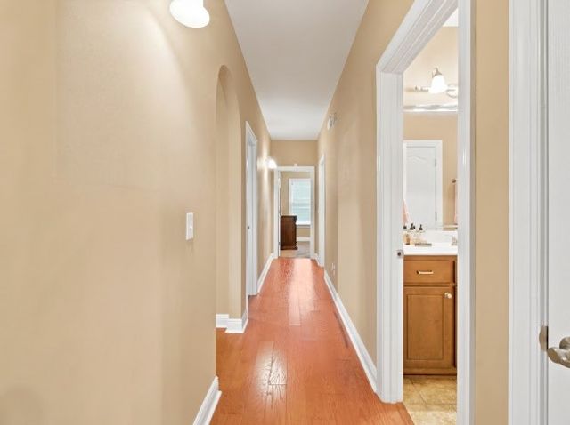 207 Glen Oaks Drive, Dothan, AL 36301