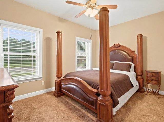 207 Glen Oaks Drive, Dothan, AL 36301