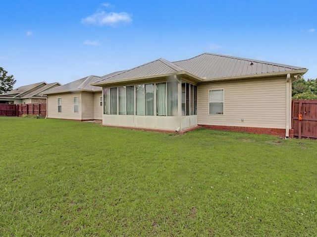 207 Glen Oaks Drive, Dothan, AL 36301