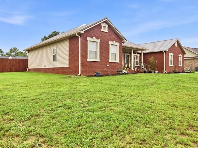 207 Glen Oaks Drive, Dothan, AL 36301