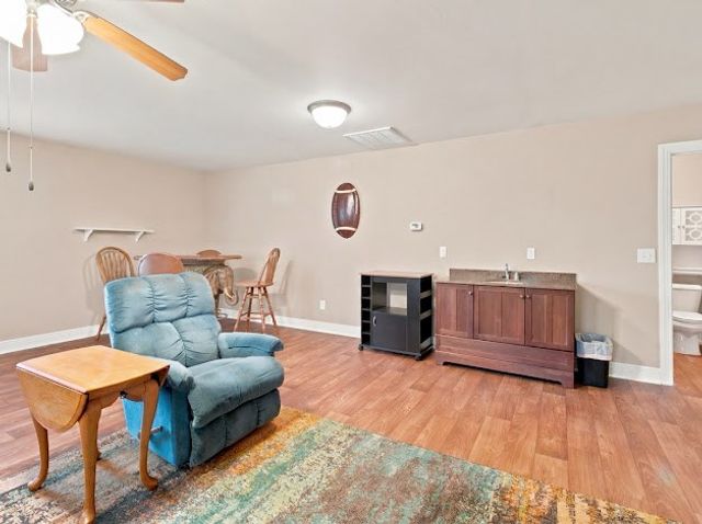 207 Glen Oaks Drive, Dothan, AL 36301