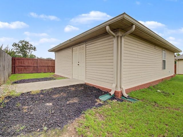 207 Glen Oaks Drive, Dothan, AL 36301