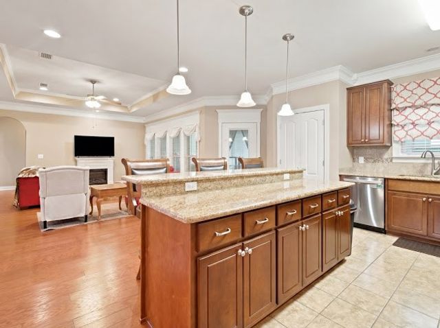 207 Glen Oaks Drive, Dothan, AL 36301