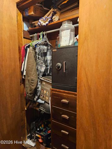 1213 Crawford Street, Elizabeth City, NC 27909