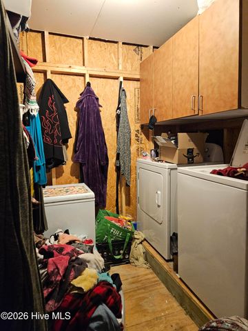 1213 Crawford Street, Elizabeth City, NC 27909