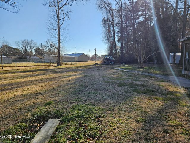 1213 Crawford Street, Elizabeth City, NC 27909