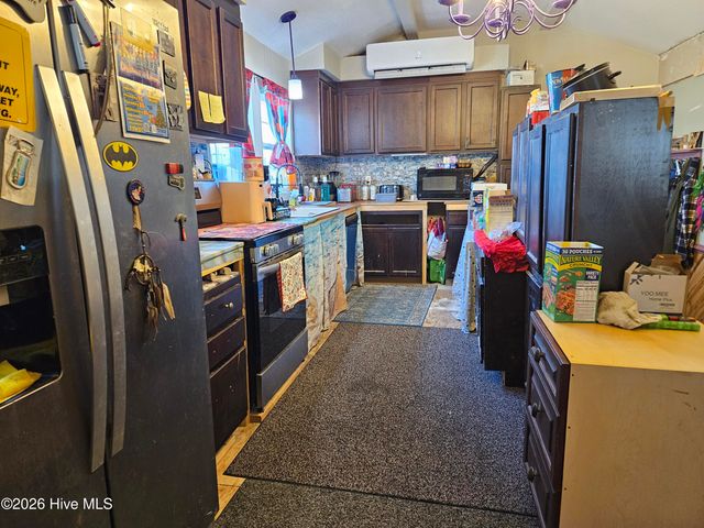 1213 Crawford Street, Elizabeth City, NC 27909