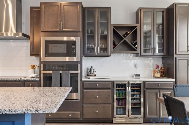 216 Brattice Dr, Midlothian, VA 23114