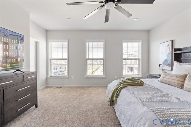 216 Brattice Dr, Midlothian, VA 23114