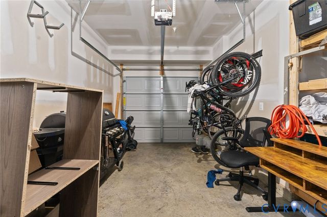 216 Brattice Dr, Midlothian, VA 23114