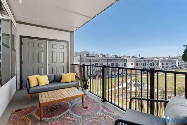 216 Brattice Dr, Midlothian, VA 23114