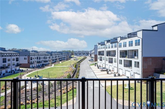 216 Brattice Dr, Midlothian, VA 23114