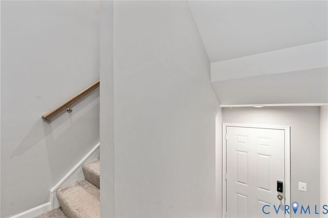 216 Brattice Dr, Midlothian, VA 23114