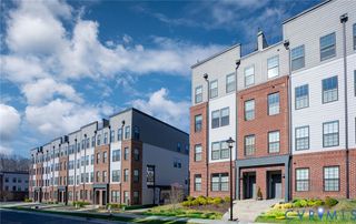 216 Brattice Dr, Midlothian, VA 23114