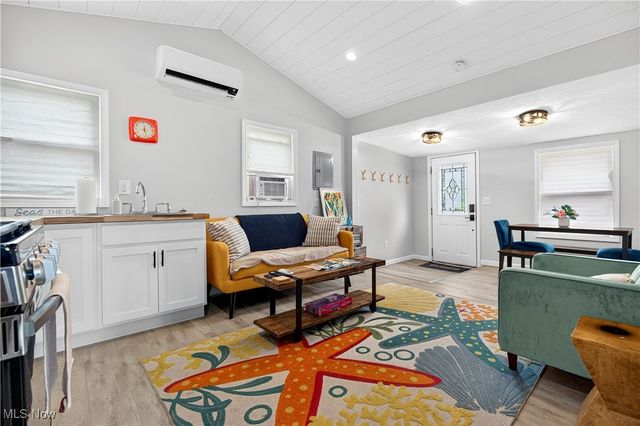 4849 Presidential Drive, Geneva On The Lake, OH 44041