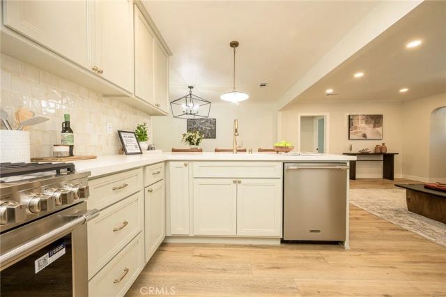 4155 Rose Avenue, Long Beach, CA 90807