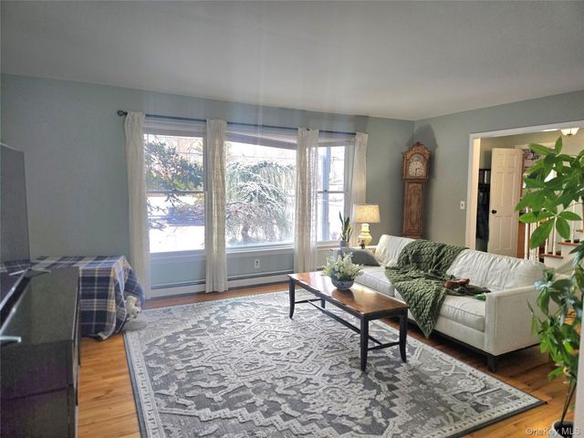 22 Rustic Road, Yaphank, NY 11980