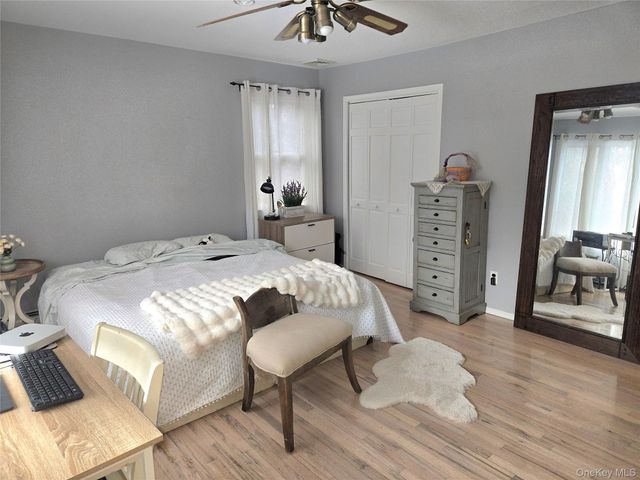 22 Rustic Road, Yaphank, NY 11980